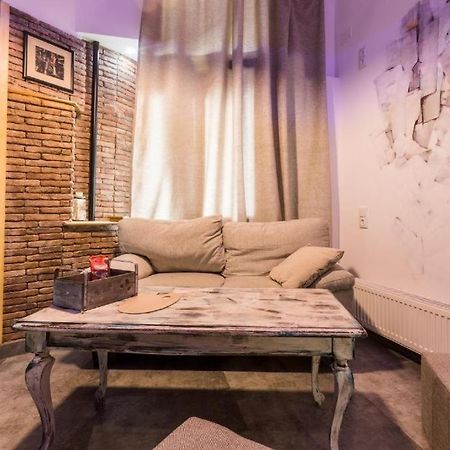Apartamento Aquarium Tiflis Exterior foto
